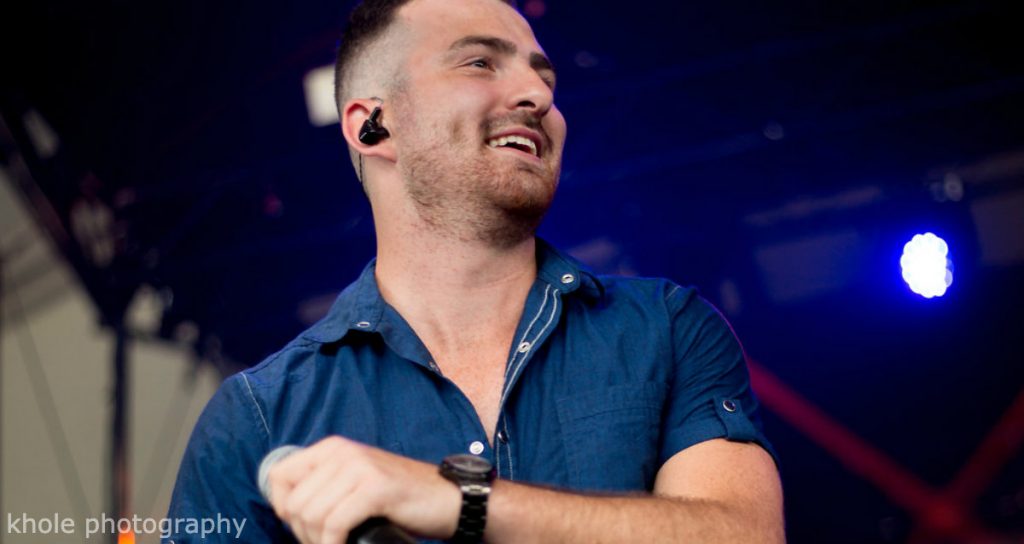 Kris Barclay Performing at the 2018 Emerging Artist Showcase at Boots & Hearts