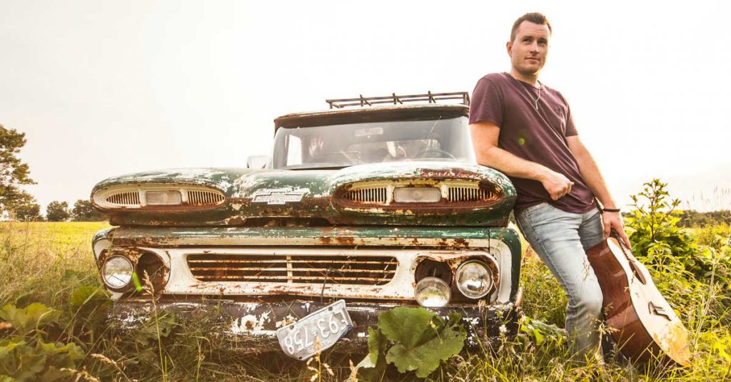 Rob Watts, country singer From Barrie Ontario