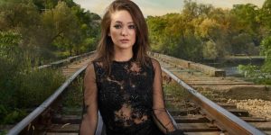 Canadian country artist Kira Isabella has released her latest album called Side A