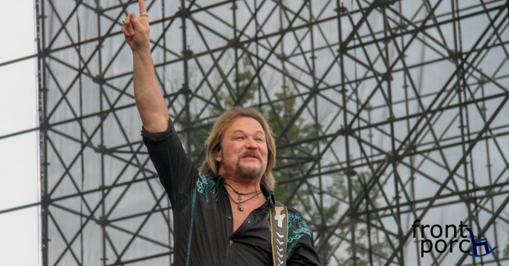 Travis Tritt smiling