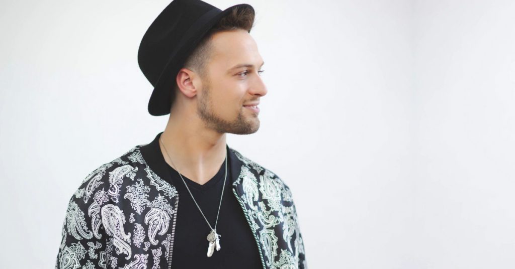 Profile of Canadian country artist Shawn Richard