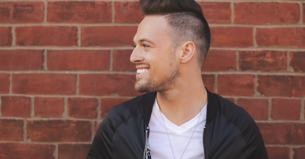Emerging Canadian country artist Shawn Richard