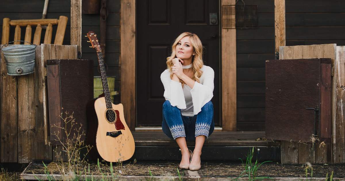 Alex Hughes Talks About "Gentleman" Her New Single Front Porch