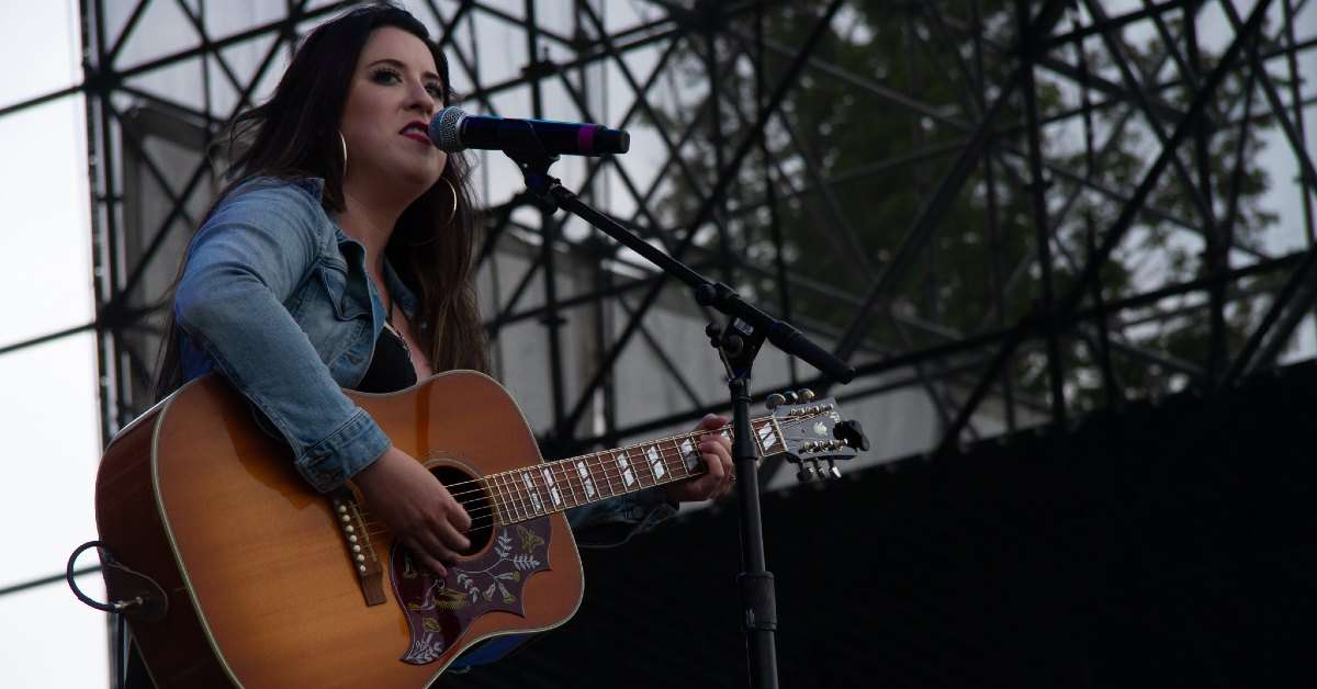 [SPOTLIGHT] Canadian Women Of Country Mallory Johnson