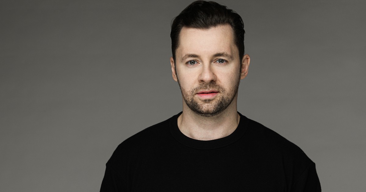 Shawn Austin's Single "Tailgate to Heaven" ft. Chris Lane Front Porch