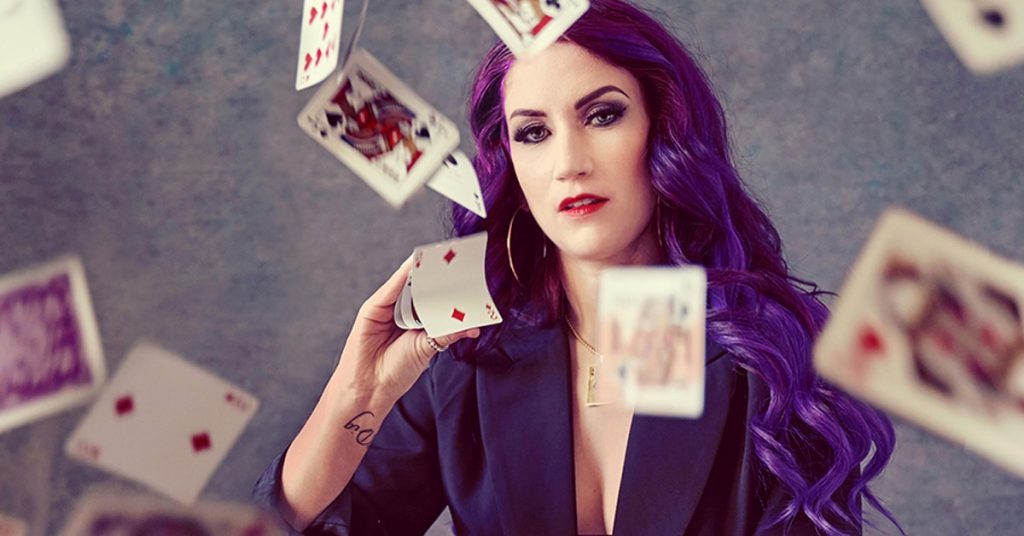 Nicole Rayy House Of Cards
