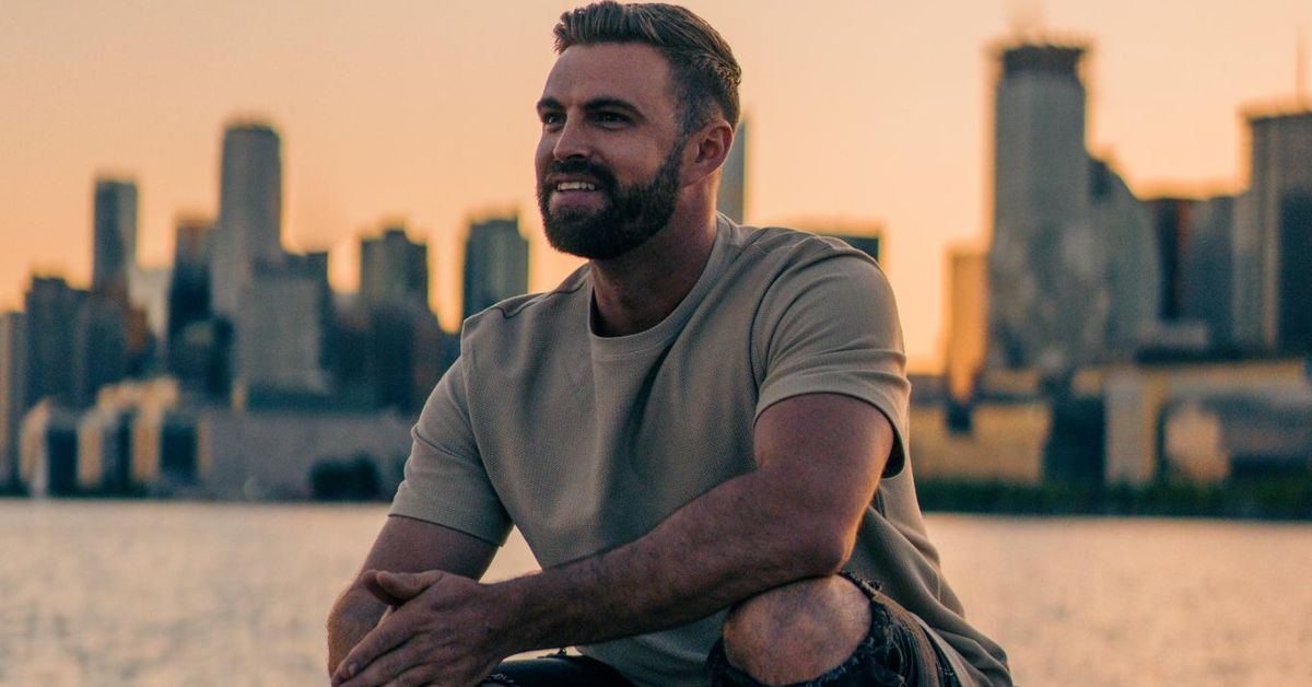 Mike Whiteside’s “Never Been To California” Has Him Looking For Love