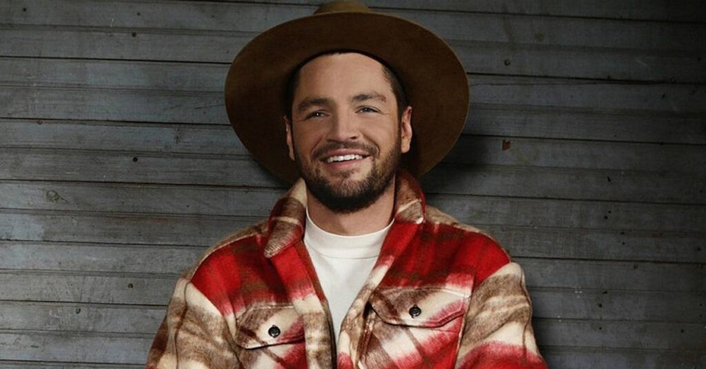 country music Chayce Beckham