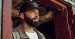 Dean Brody's single and album "Right Round Here"