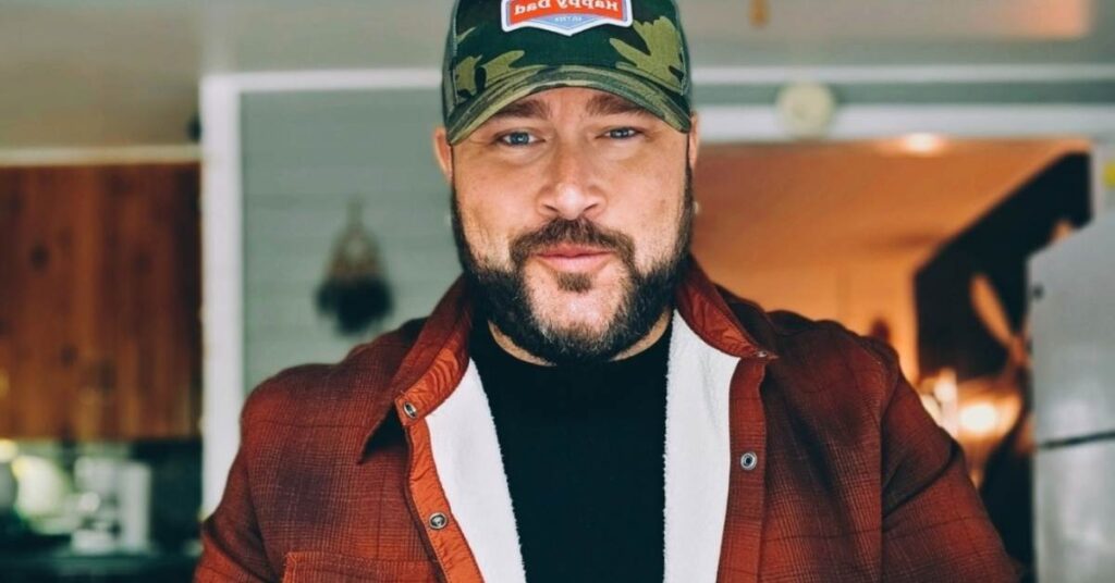 Emerging country artist Sean Michael Ryan