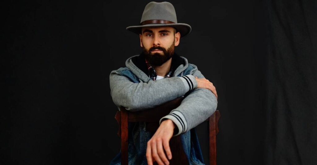 Bobby Scongack - folk artist from Ontario