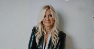 Country artist Amanda Keeles